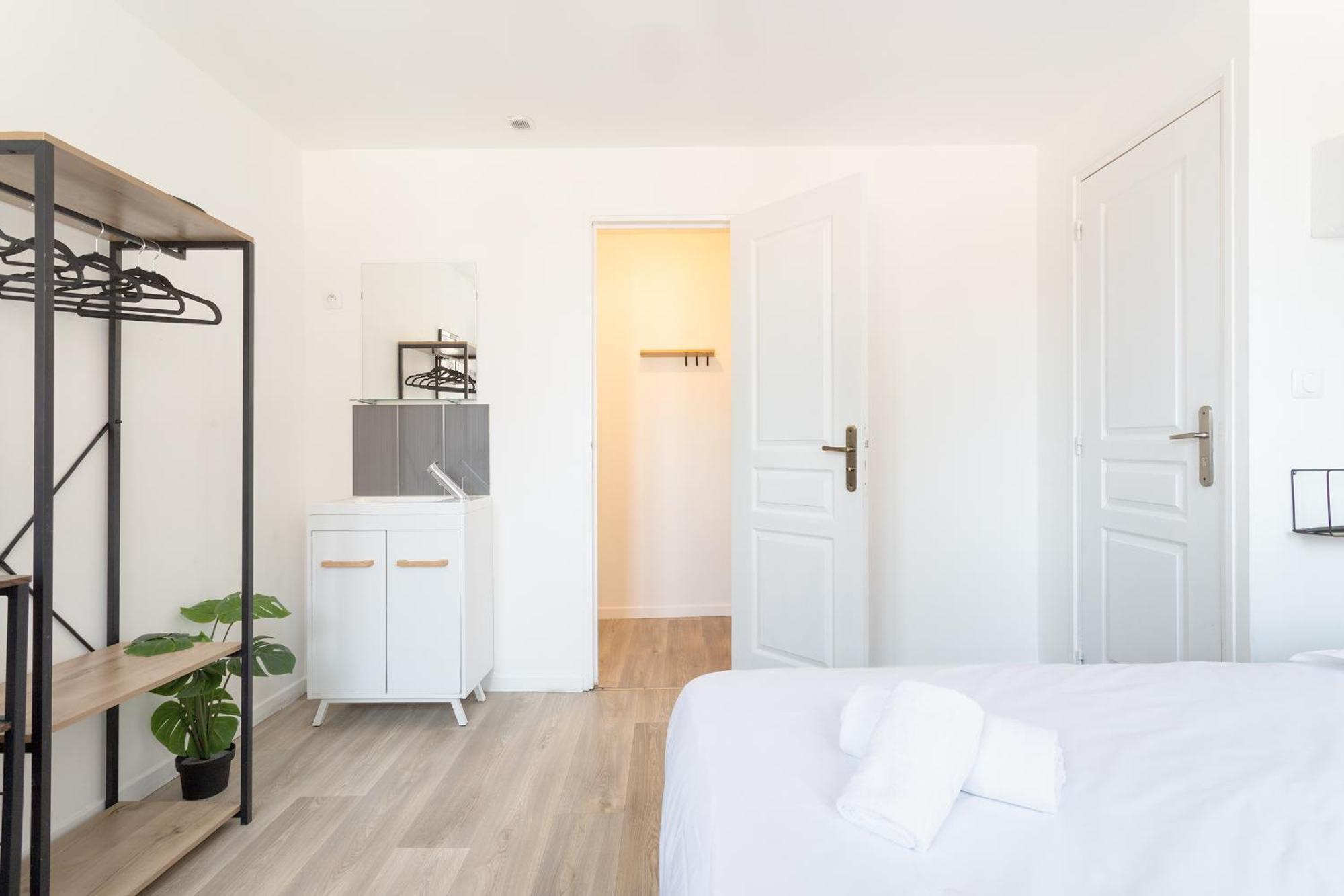 S&K Suite Grande Rue Roubaix - Chambre Spacieuse Et Sdb Privee - Netflix Et Cuisine Экстерьер фото